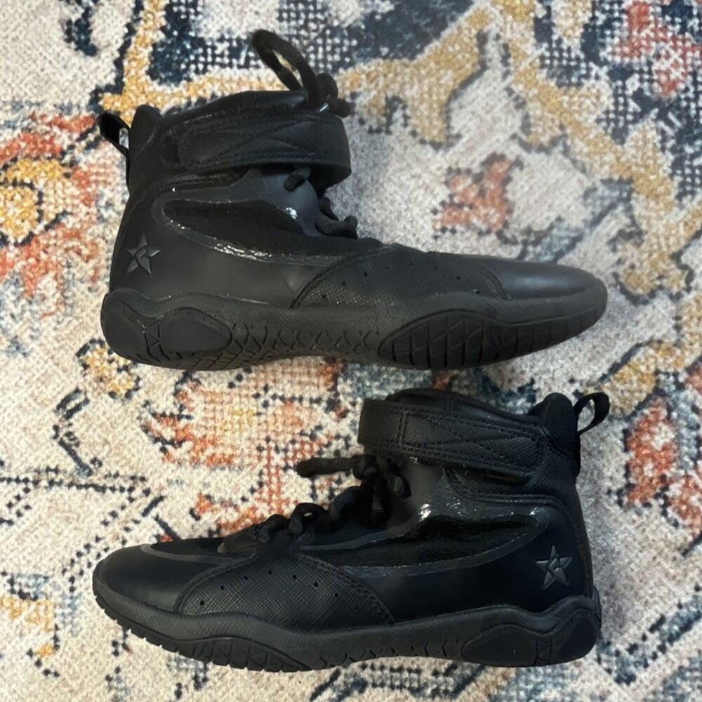 Rebel Rogue Black High-Top Cheer Shoes Size Y2